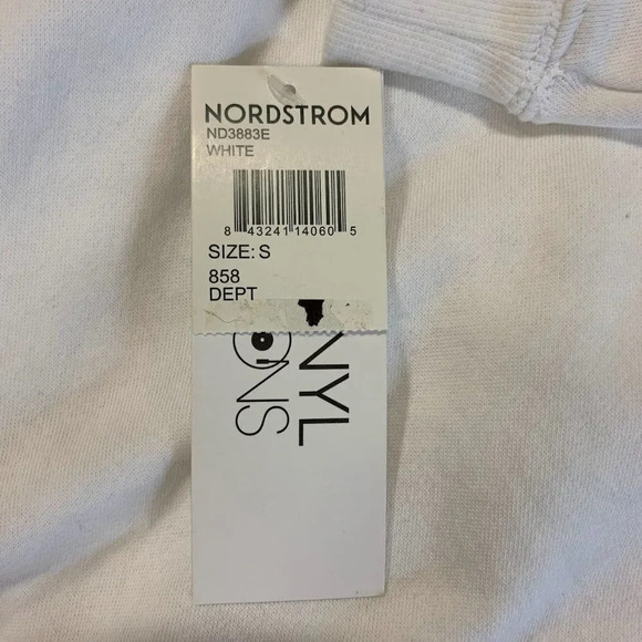 The Vinyl Icons Women's Skeleton Mushroom Graphic Sweatshirt In White SZ S NWT - Picture 10 of 14